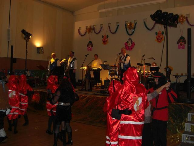 09-02-14 Ball 2009-033