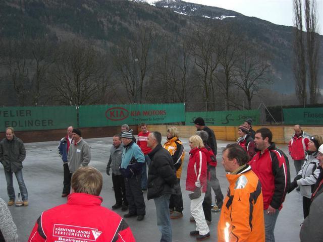 10-01-02 Ortsmeisterschaften Eisstock 2010-002