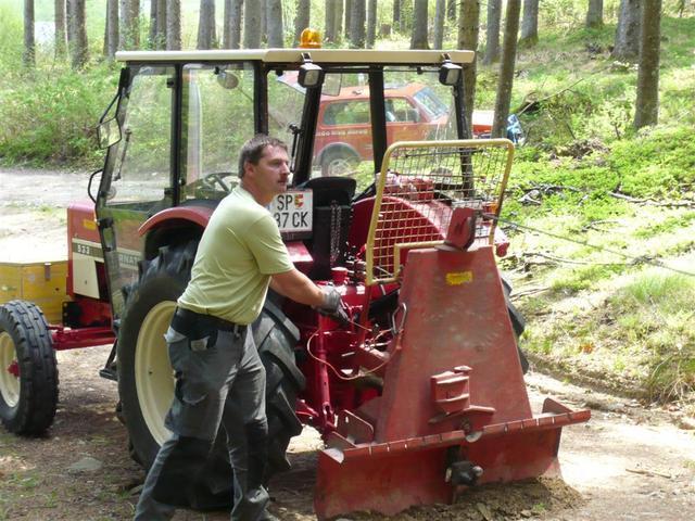 10-04-30 Maibaum 035