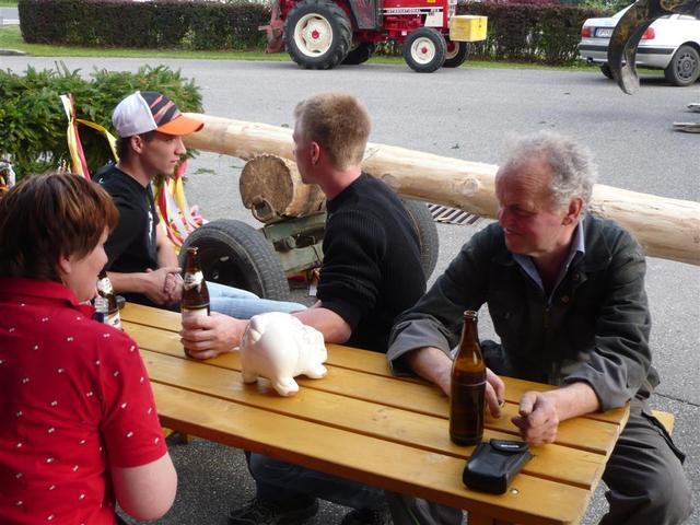 10-04-30 Maibaum 086