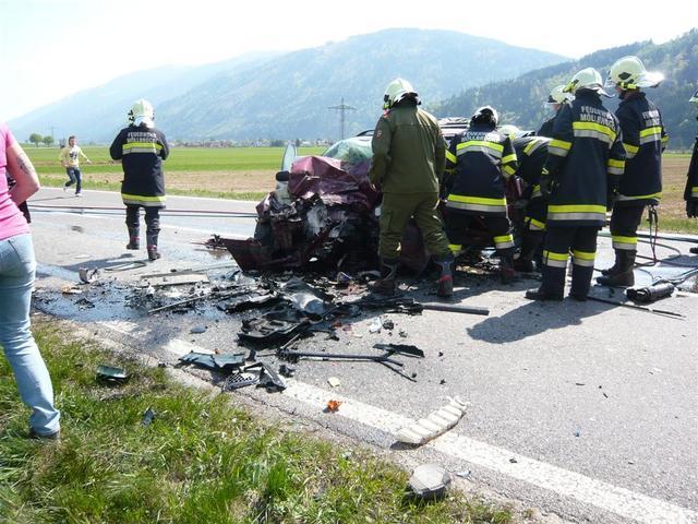 11-04-17 - Unfall B106 Rappersdorf 001