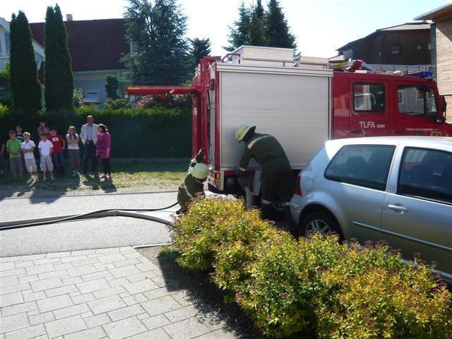 11-05-25 Einsatzuebung Volksschule 013