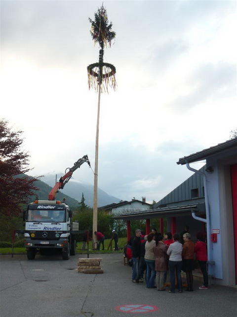 11-04-30 maibaum 038