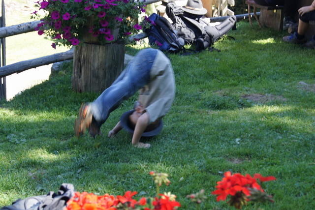12-09-09 Almwandertag 2012 045