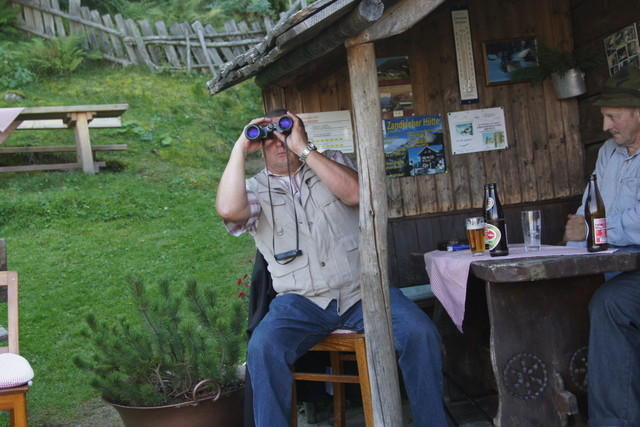 12-09-09 Almwandertag 2012 103