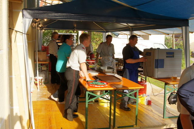 12-07-28 Fahrzeugsegnung 179