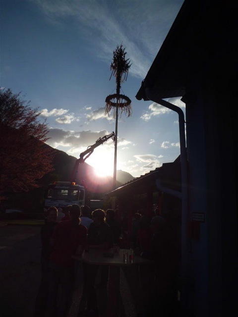 12-04-30 Maibaum 053