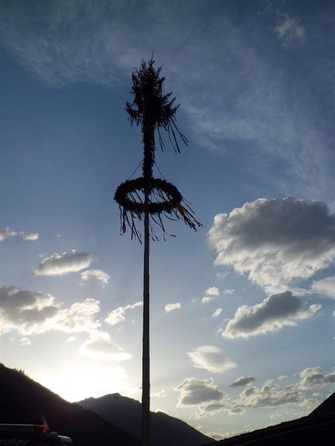 12-04-30 Maibaum 063